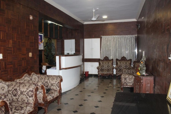 Hotel Royale Inn Main image